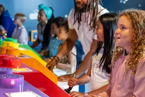 LDC Washington Digital Images Mobile 1080X1080 Image 3